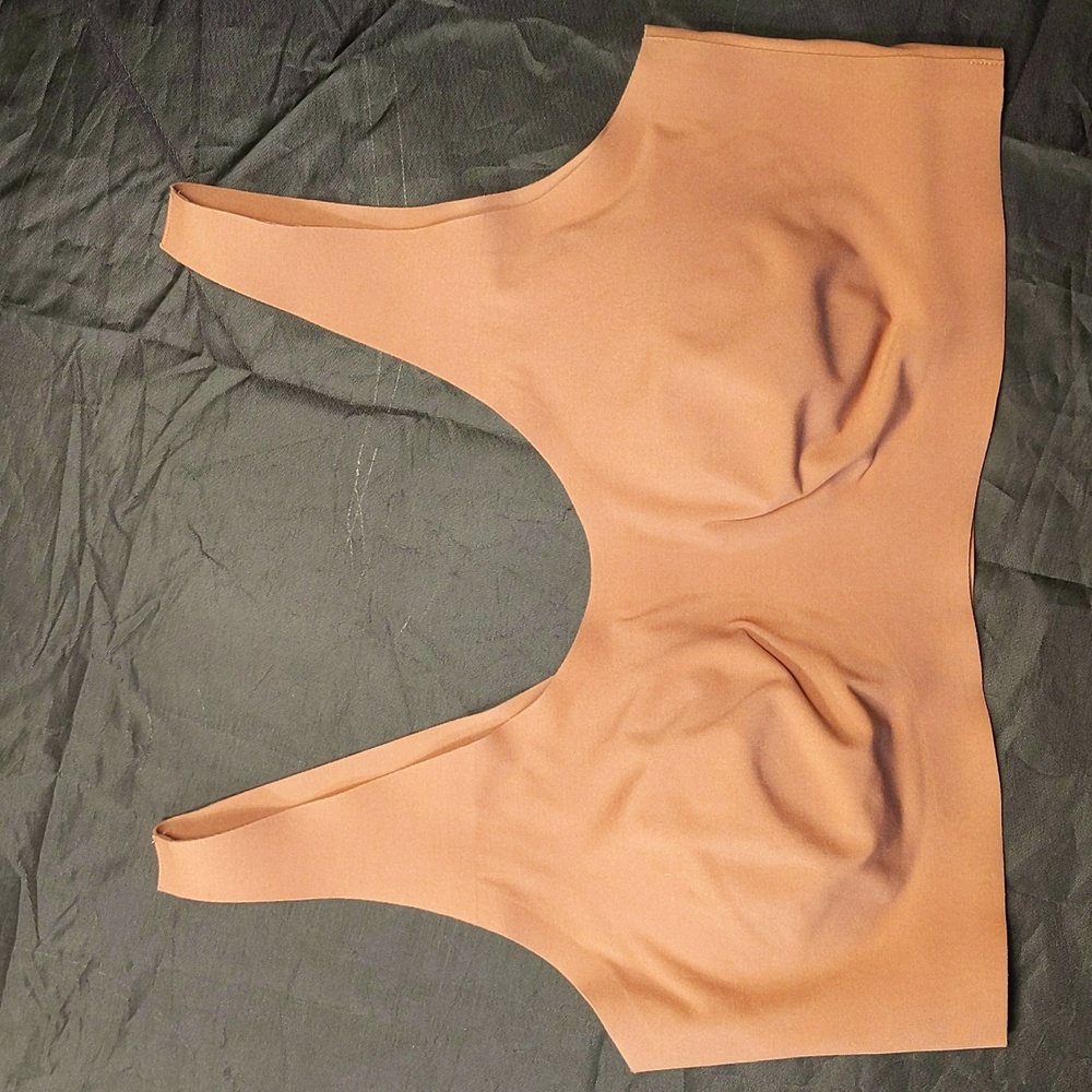 Knix: LuxeLift Pullover Bra (Nude 4, Medium +) 34E, 34F, 34G